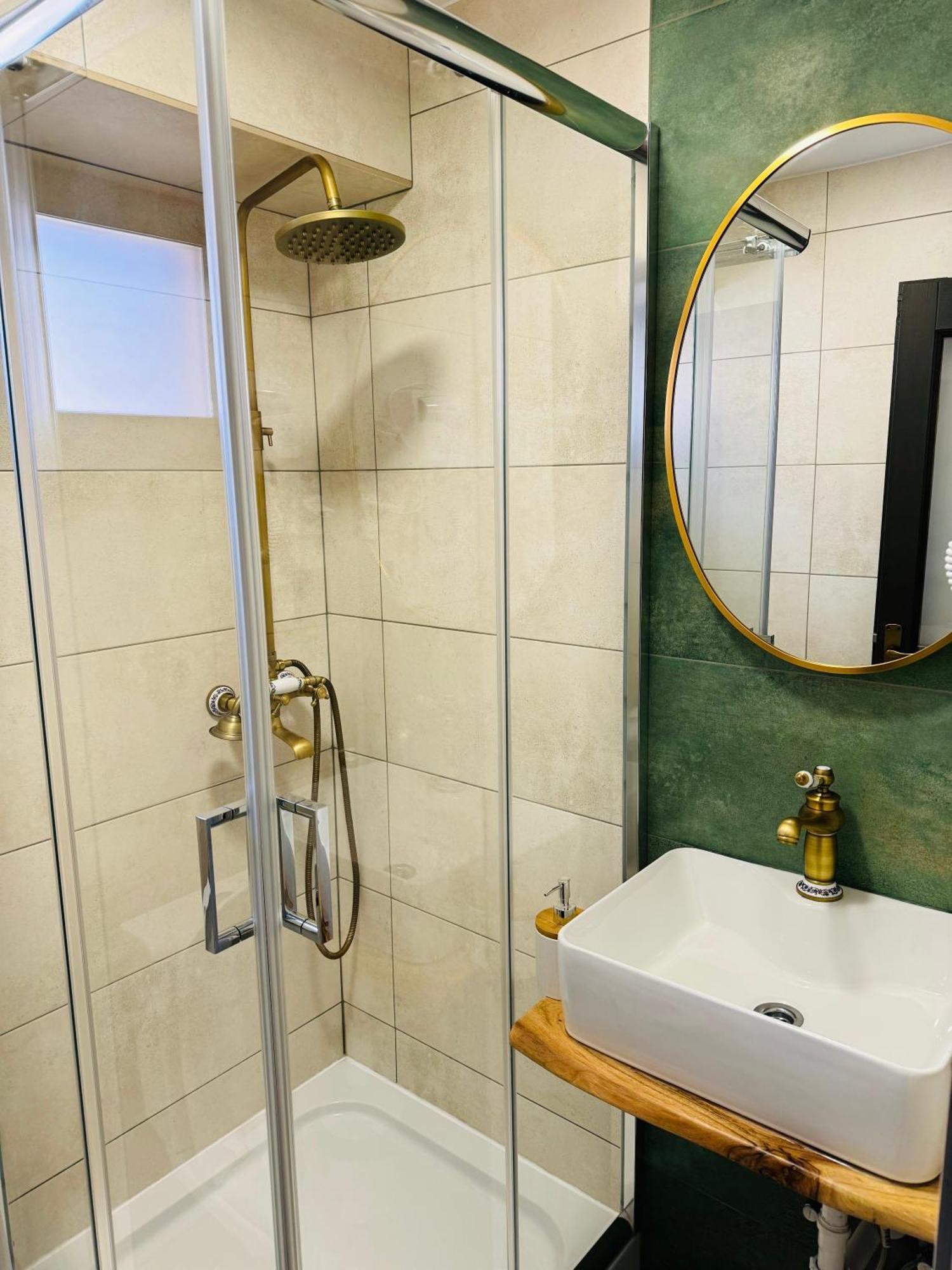 Casutele Suhardul Mic Villa Лаку Рошу Екстериор снимка