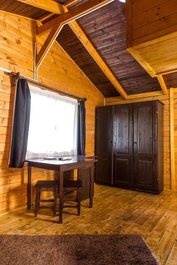 Casutele Suhardul Mic Villa Лаку Рошу Екстериор снимка