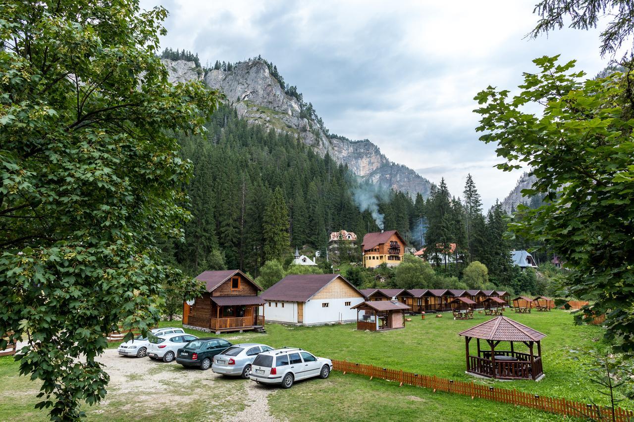 Casutele Suhardul Mic Villa Лаку Рошу Екстериор снимка